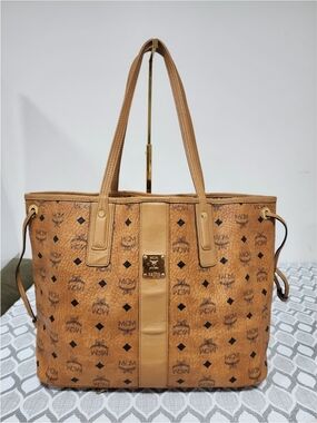 MCM Visetos Medium Liz Reversible Shopper Tote Cognac